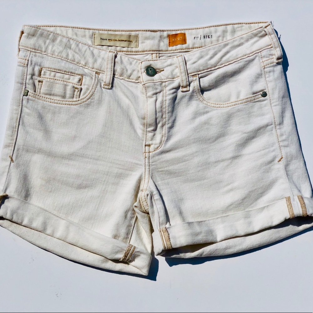 Pilcro & Letter Cream Jean Fit/Stet Shorts size 27
